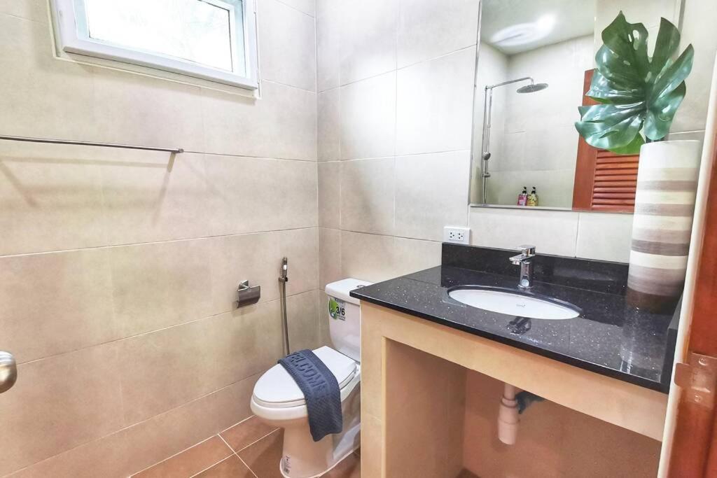 Anb Poolvilla 3Br Walk Private Beach In Pratamnak Pattaya Dış mekan fotoğraf