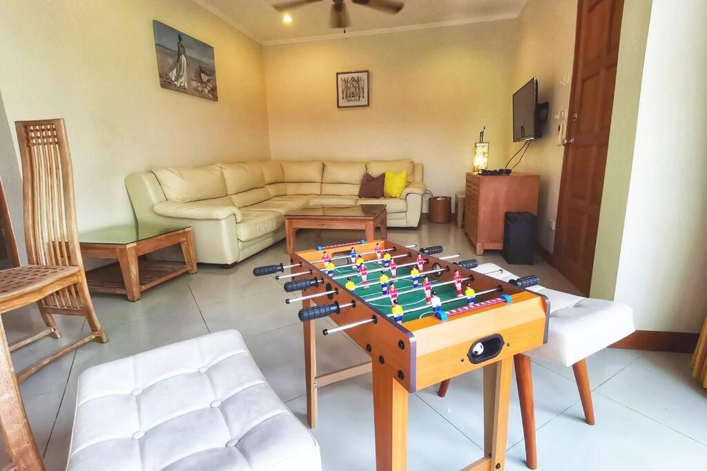 Anb Poolvilla 3Br Walk Private Beach In Pratamnak Pattaya Dış mekan fotoğraf
